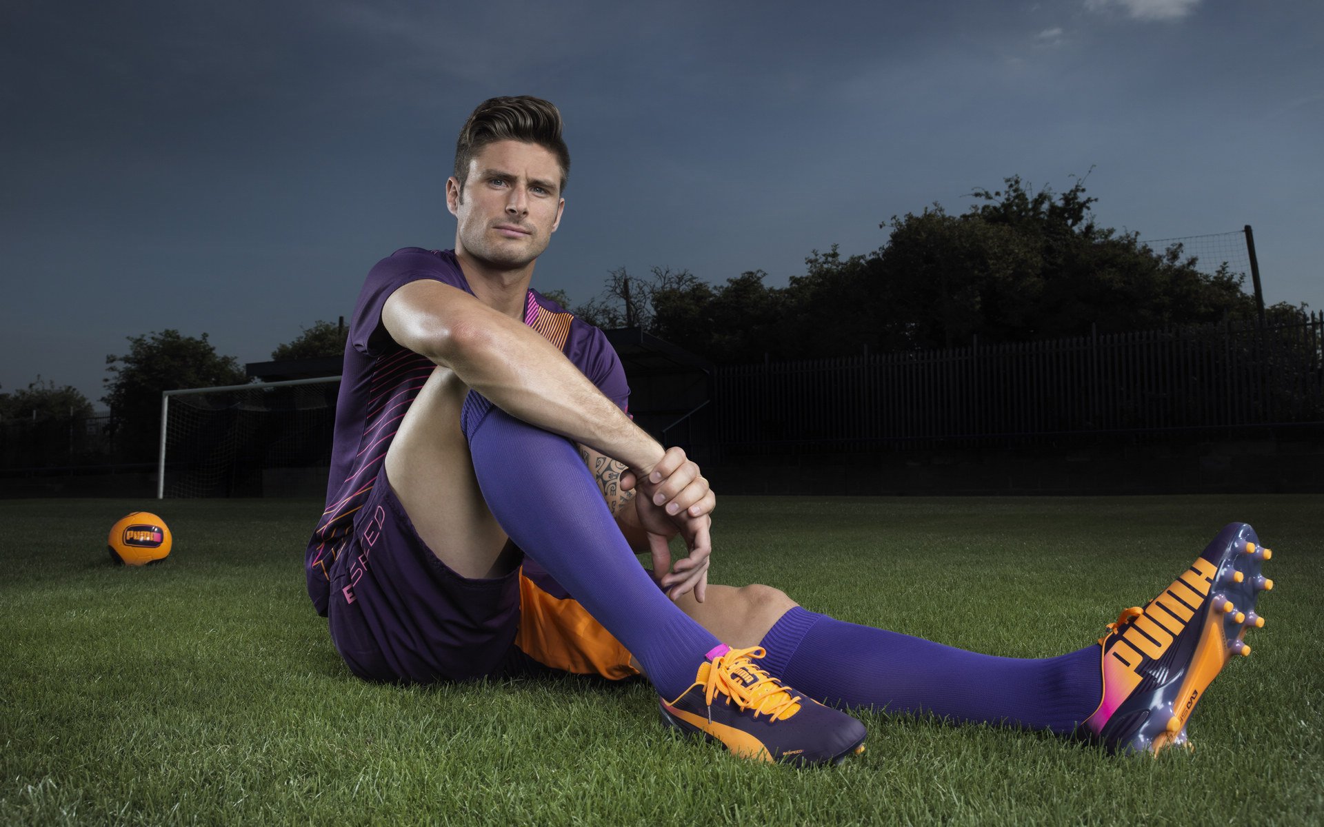 史上最“硬核”篮下争夺：他在攻防转换中的拼搏精神令人敬佩！